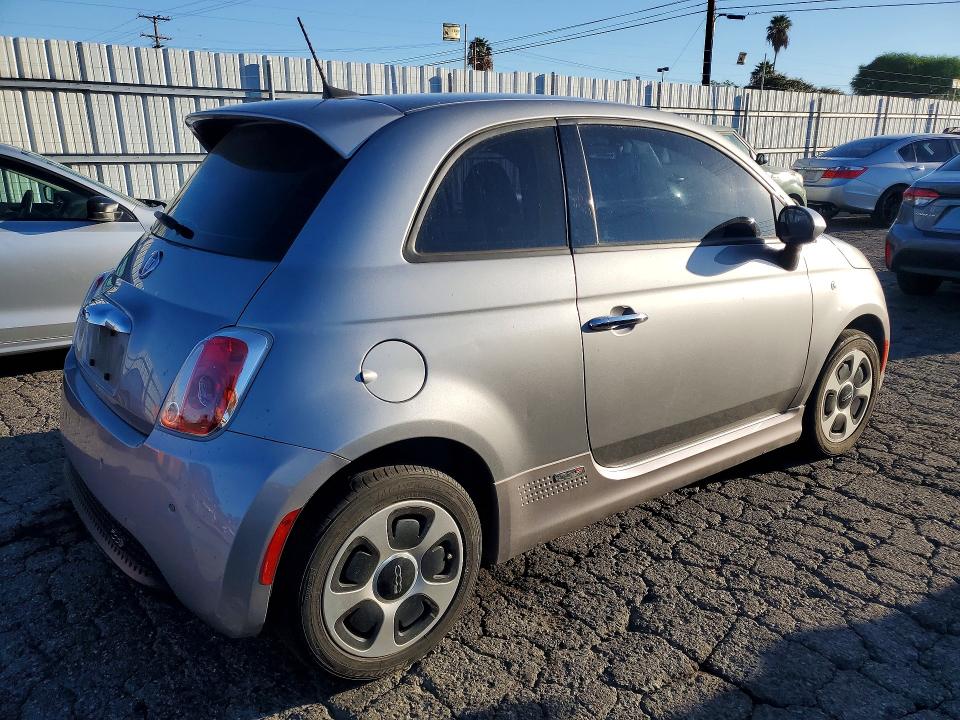 Aukcja sprzedaży 2017 Fiat 500, vin: 3C3CFFGE1HT699111, numer aukcji: 68300086