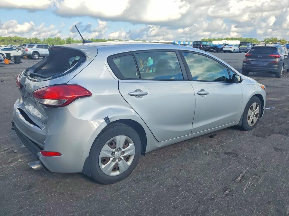 Продаж на аукціоні авто 2018 Kia Forte5, vin: KNAFK5A8XJ5773808, номер лоту: 68329646