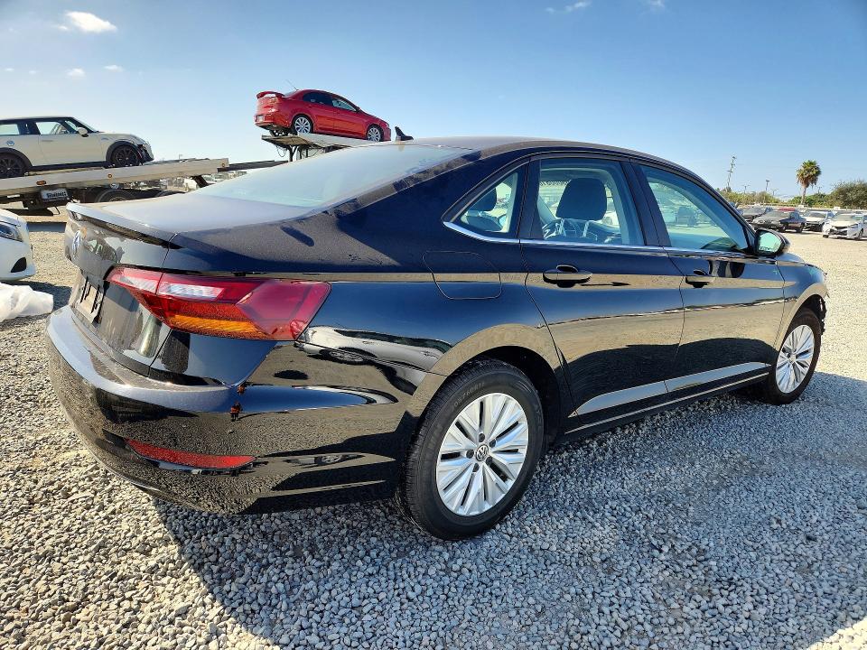 69000816 :رقم المزاد ، 3VWC57BU6KM271133 vin ، 2019 Volkswagen Jetta مزاد بيع