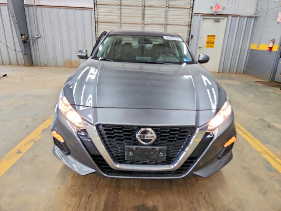 Продаж на аукціоні авто 2019 Nissan Altima, vin: 1N4BL4BV5KC167011, номер лоту: 68089076