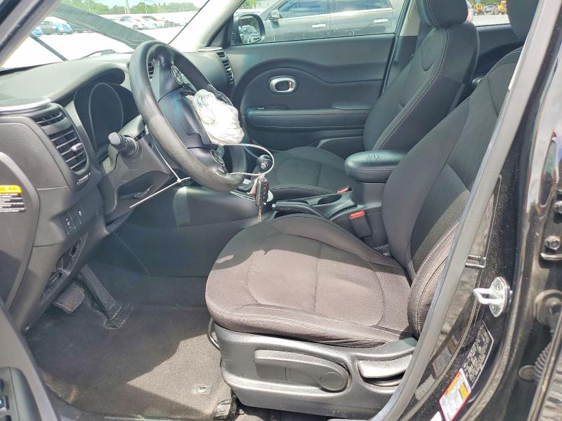 68149706 :رقم المزاد ، KNDJN2A26F7812615 vin ، 2015 Kia Soul مزاد بيع