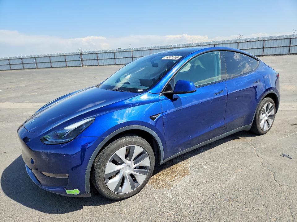 Auction sale of the 2023 Tesla Model Y, vin: 7SAYGDEE0PF784334, lot number: 69824596