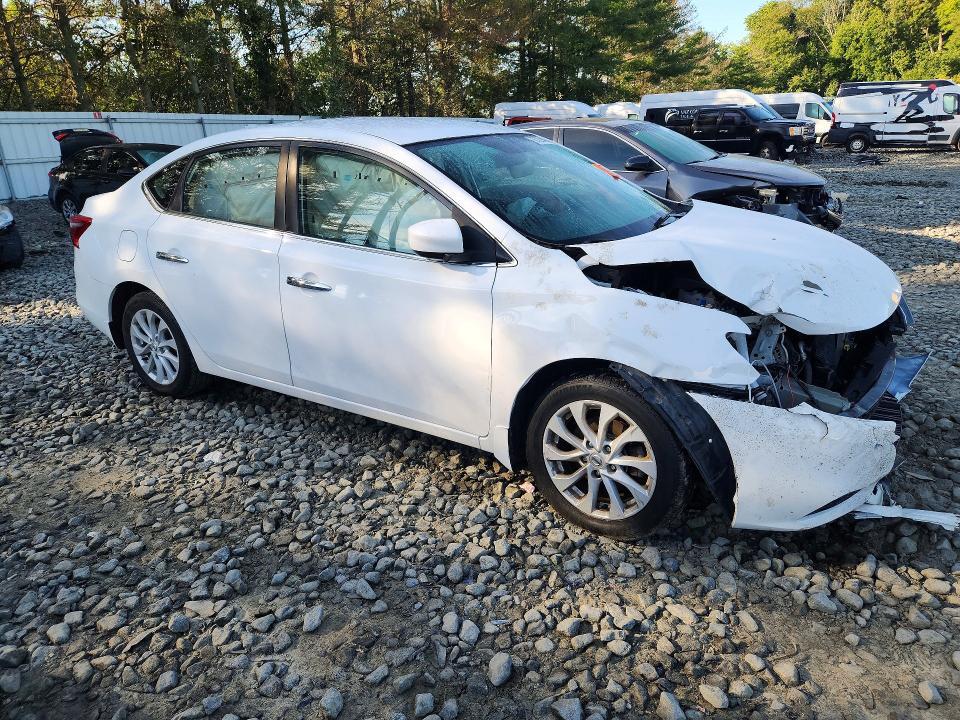 67829406 :رقم المزاد ، 3N1AB7AP5KY245598 vin ، 2019 Nissan Sentra مزاد بيع