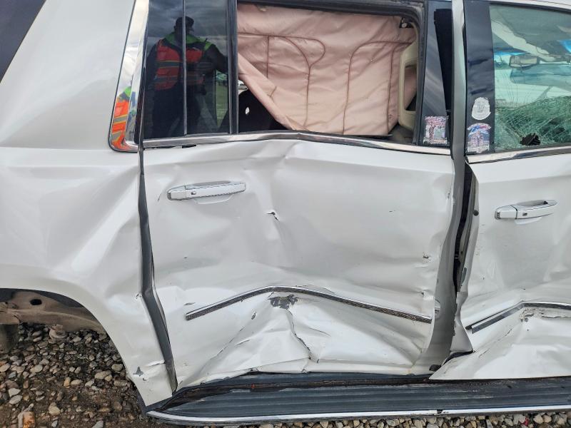 Продаж на аукціоні авто 2016 Gmc Yukon Xl, vin: 1GKS2HKJ2GR482763, номер лоту: 70730596