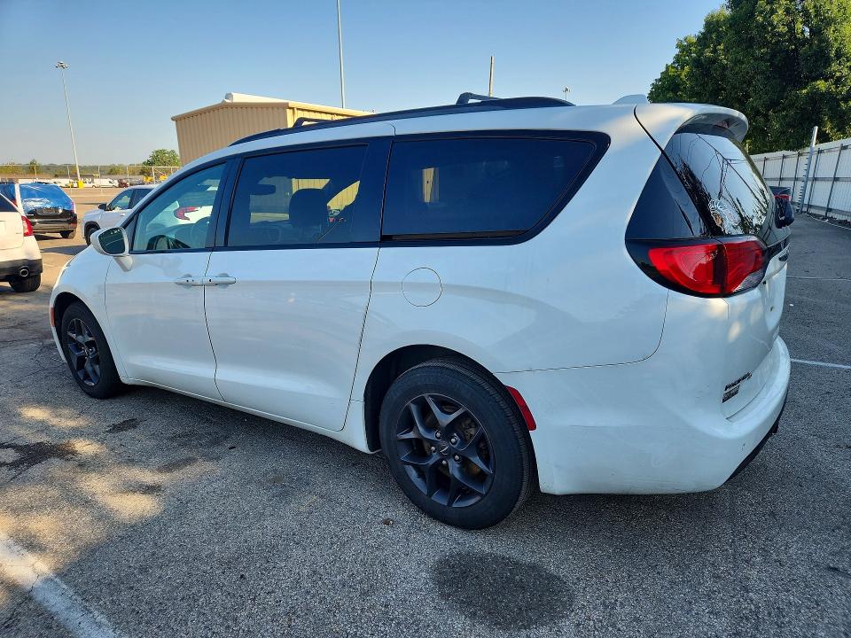 Aukcja sprzedaży 2019 Chrysler Pacifica, vin: 2C4RC1EGXKR613990, numer aukcji: 67100936