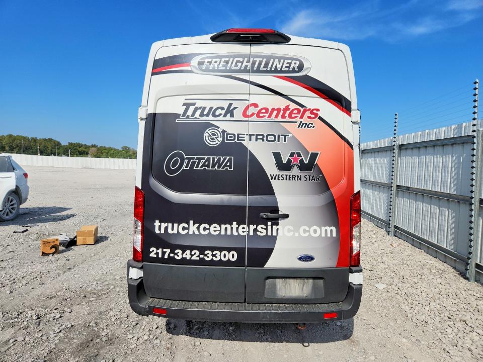 2022 Ford Transit მანქანა იყიდება აუქციონზე, vin: 1FTBR3X8XNKA67020, აუქციონის ნომერი: 67523696