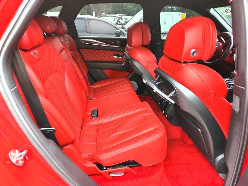 2018 Bentley Bentayga მანქანა იყიდება აუქციონზე, vin: SJAAC2ZV8JC020729, აუქციონის ნომერი: 67477456