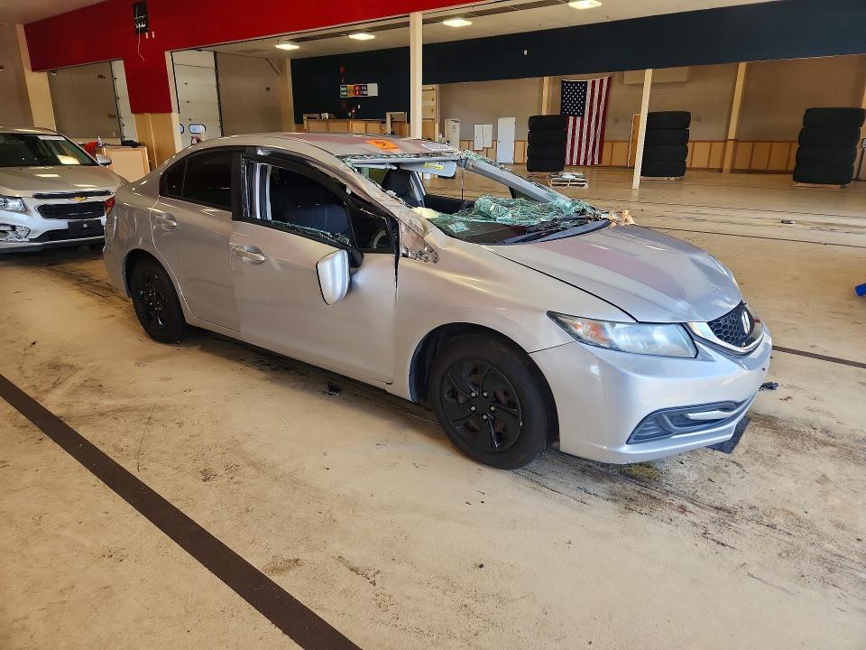 Продажа на аукционе авто 2015 Honda Civic, vin: 19XFB2F55FE227400, номер лота: 69925396