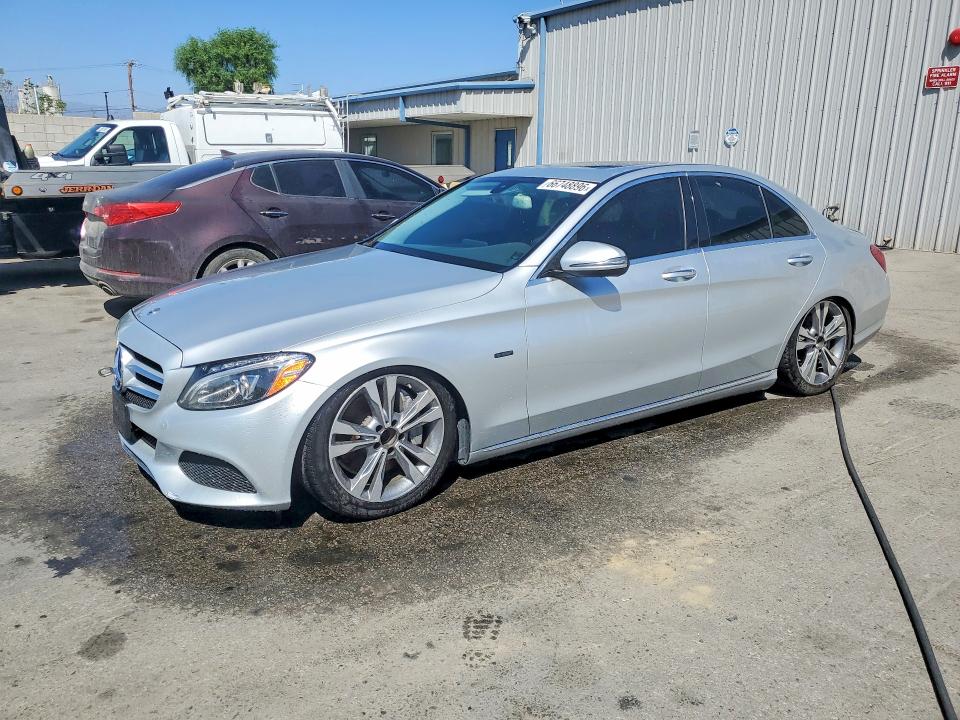 2018 Mercedes-benz C მანქანა იყიდება აუქციონზე, vin: 55SWF4HB6JU259275, აუქციონის ნომერი: 66748896