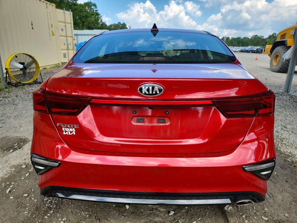67217696 :رقم المزاد ، 3KPF24AD3ME358946 vin ، 2021 Kia Forte مزاد بيع