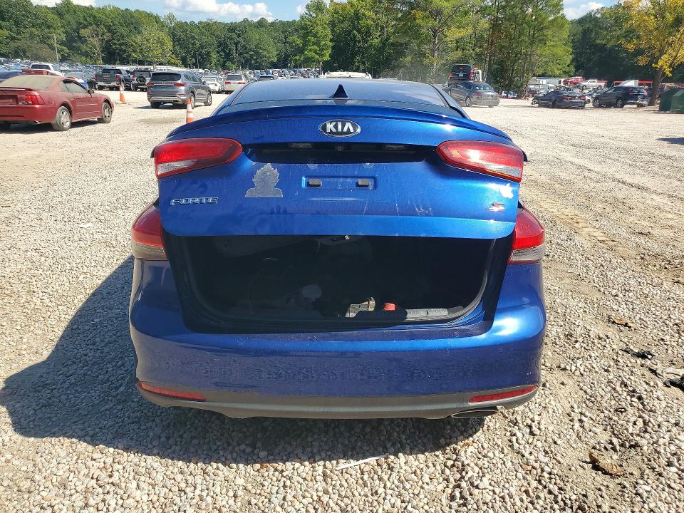 2017 Kia Forte მანქანა იყიდება აუქციონზე, vin: 3KPFL4A72HE116162, აუქციონის ნომერი: 71160266