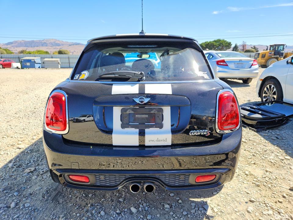 Продаж на аукціоні авто 2017 Mini Cooper, vin: WMWXU3C33H2F49492, номер лоту: 68181916