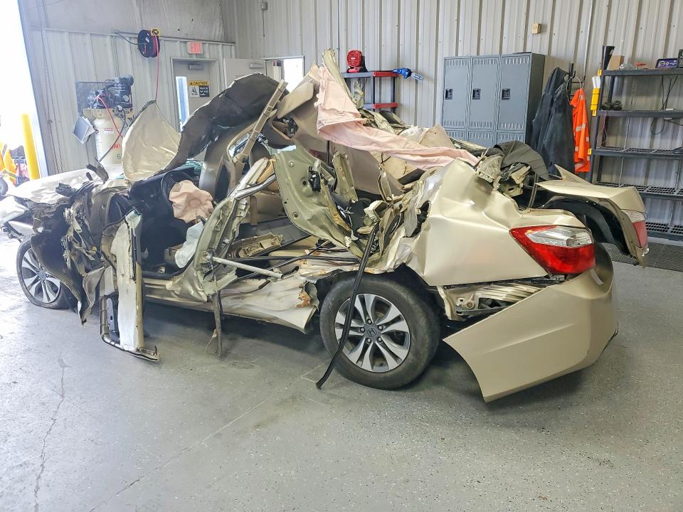 2015 Honda Accord მანქანა იყიდება აუქციონზე, vin: 1HGCR2F33FA189084, აუქციონის ნომერი: 66281456