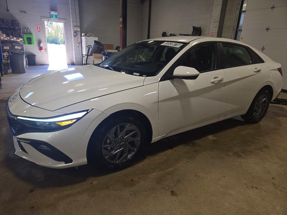 69538016 :رقم المزاد ، KMHLM4DG1TU198161 vin ، 2026 Hyundai Elantra مزاد بيع