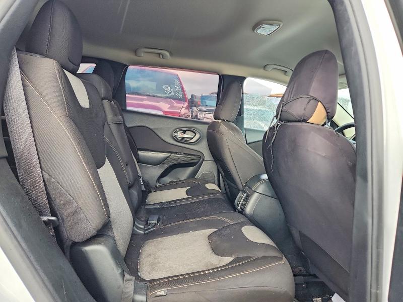 68266226 :رقم المزاد ، 1C4PJLAB2GW371259 vin ، 2016 Jeep Cherokee مزاد بيع