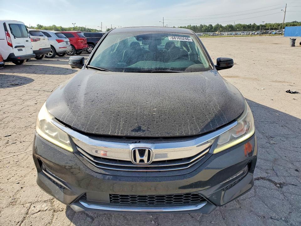 Auction sale of the 2016 Honda Accord, vin: 1HGCR2F93GA239505, lot number: 68165246