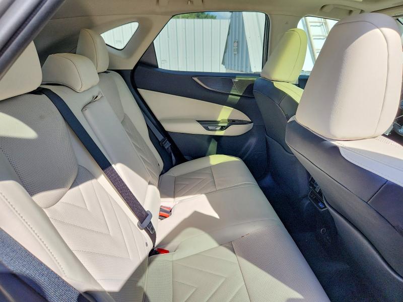 69552496 :رقم المزاد ، 2T2HGCEZ4TC122857 vin ، 2026 Lexus Nx مزاد بيع