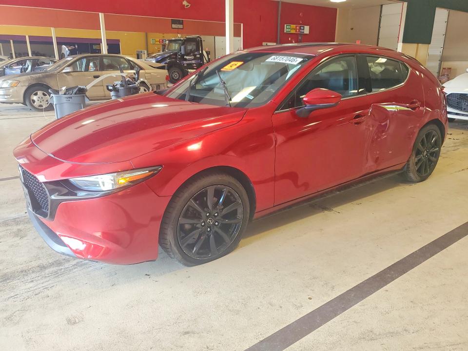 68157046 :رقم المزاد ، JM1BPBNMXK1145183 vin ، 2019 Mazda 3 مزاد بيع