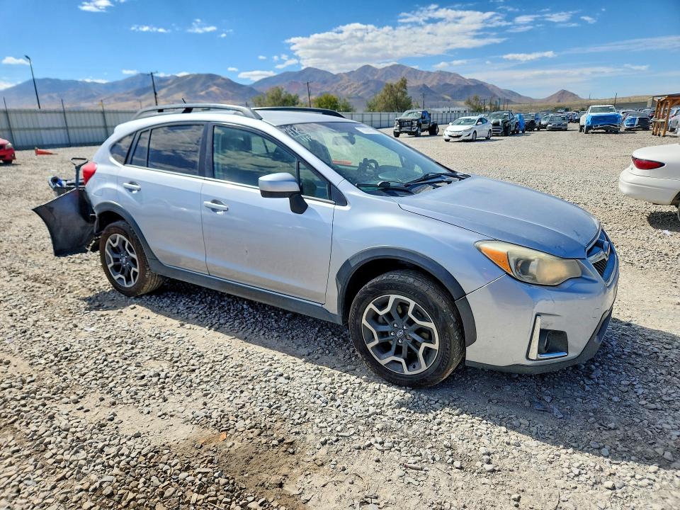 70265966 :رقم المزاد ، JF2GPABC0H8210491 vin ، 2017 Subaru Crosstrek مزاد بيع