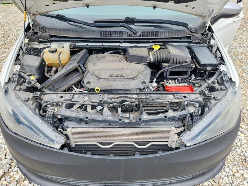 69125766 :رقم المزاد ، 2C4RC1DG3LR144437 vin ، 2020 Chrysler Voyager مزاد بيع