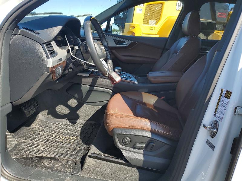 Продаж на аукціоні авто 2017 Audi Q7, vin: WA1LHAF70HD039010, номер лоту: 68741966