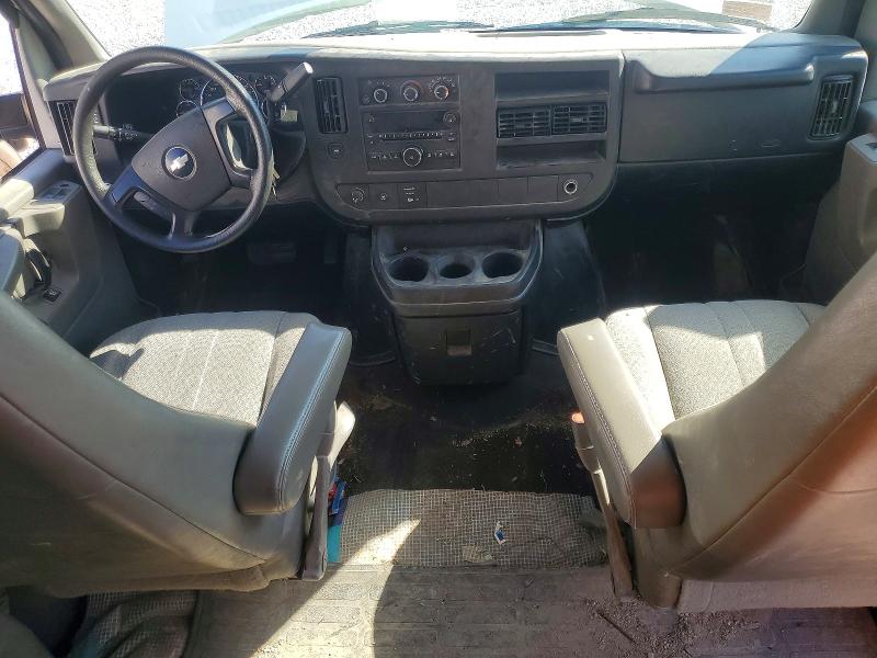2010 Chevrolet Express G3500 მანქანა იყიდება აუქციონზე, vin: 1GA2GYDG3A1117053, აუქციონის ნომერი: 69748486