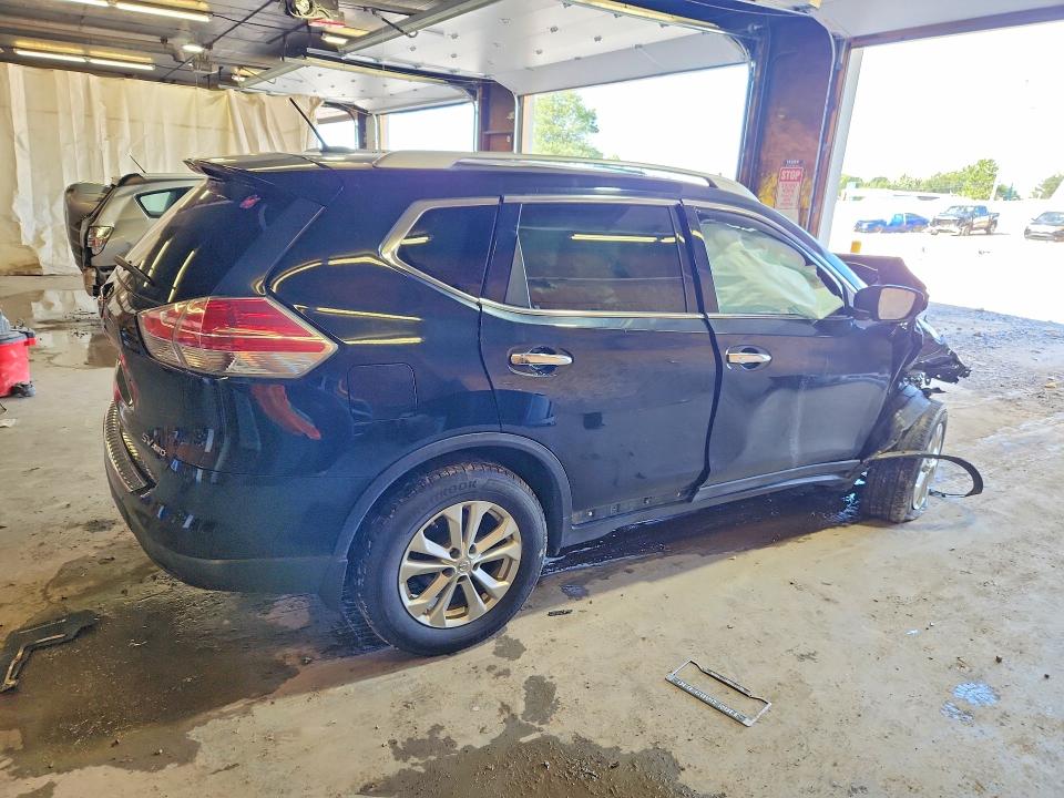68174886 :رقم المزاد ، 5N1AT2MV0FC750854 vin ، 2015 Nissan Rogue مزاد بيع