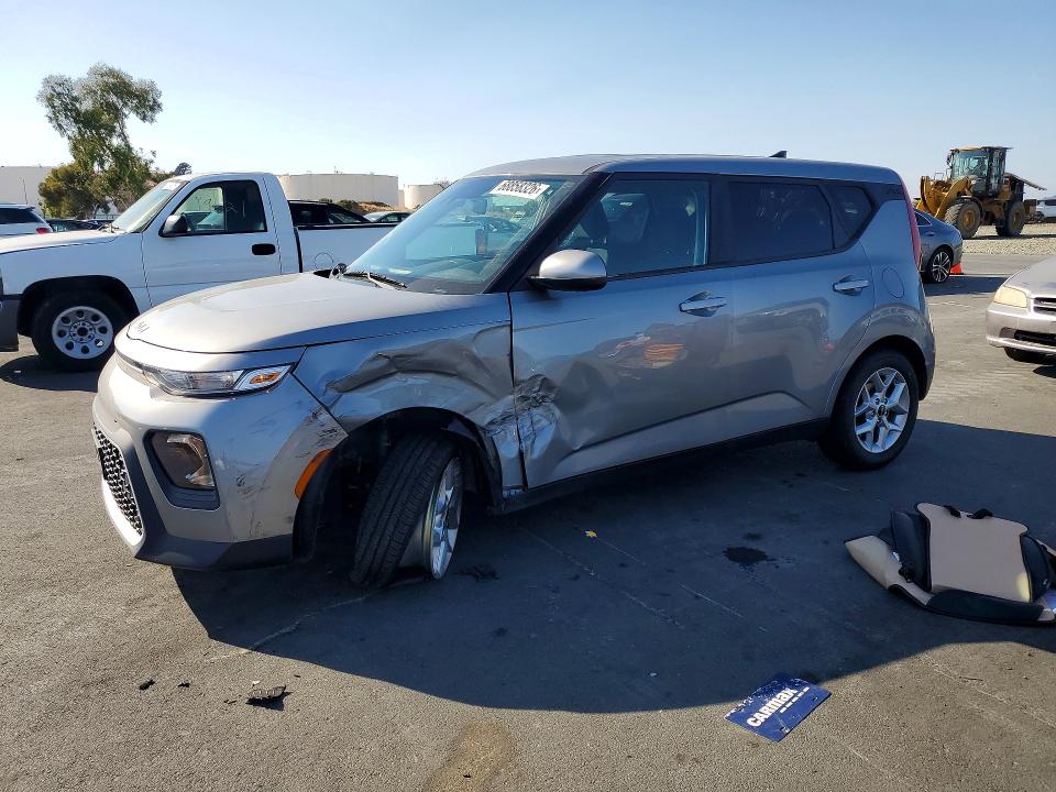2022 Kia Soul მანქანა იყიდება აუქციონზე, vin: KNDJ23AUXN7822675, აუქციონის ნომერი: 68858326