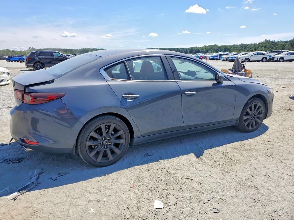 67243636 :رقم المزاد ، JM1BPBCL7T1879114 vin ، 2026 Mazda 3 مزاد بيع