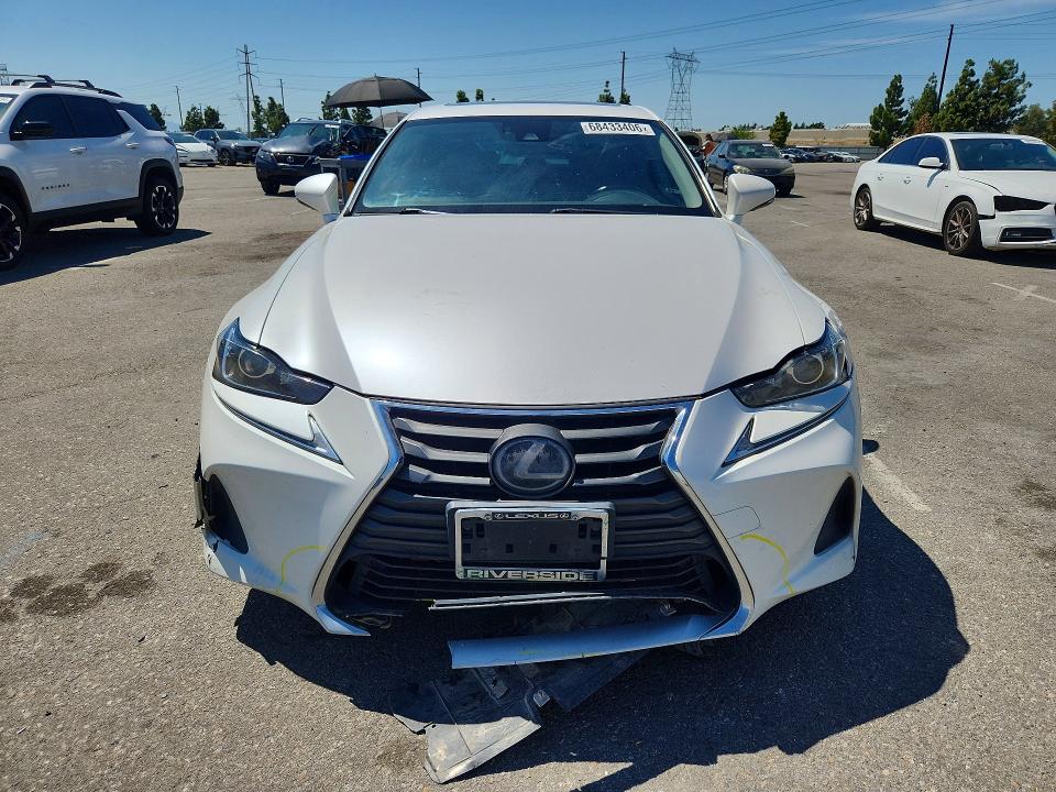 Продажа на аукционе авто 2018 Lexus Is, vin: JTHBA1D20J5077719, номер лота: 68433406