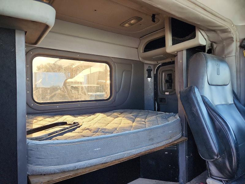 Продажа на аукционе авто 2014 Peterbilt 388, vin: 1NPWD49X7ED215406, номер лота: 66811486