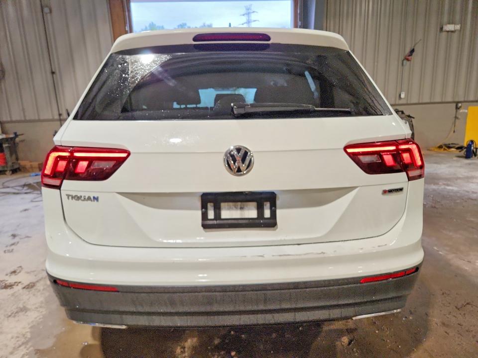 Продажа на аукционе авто 2021 Volkswagen Tiguan, vin: 3VV0B7AX7MM103628, номер лота: 67594326