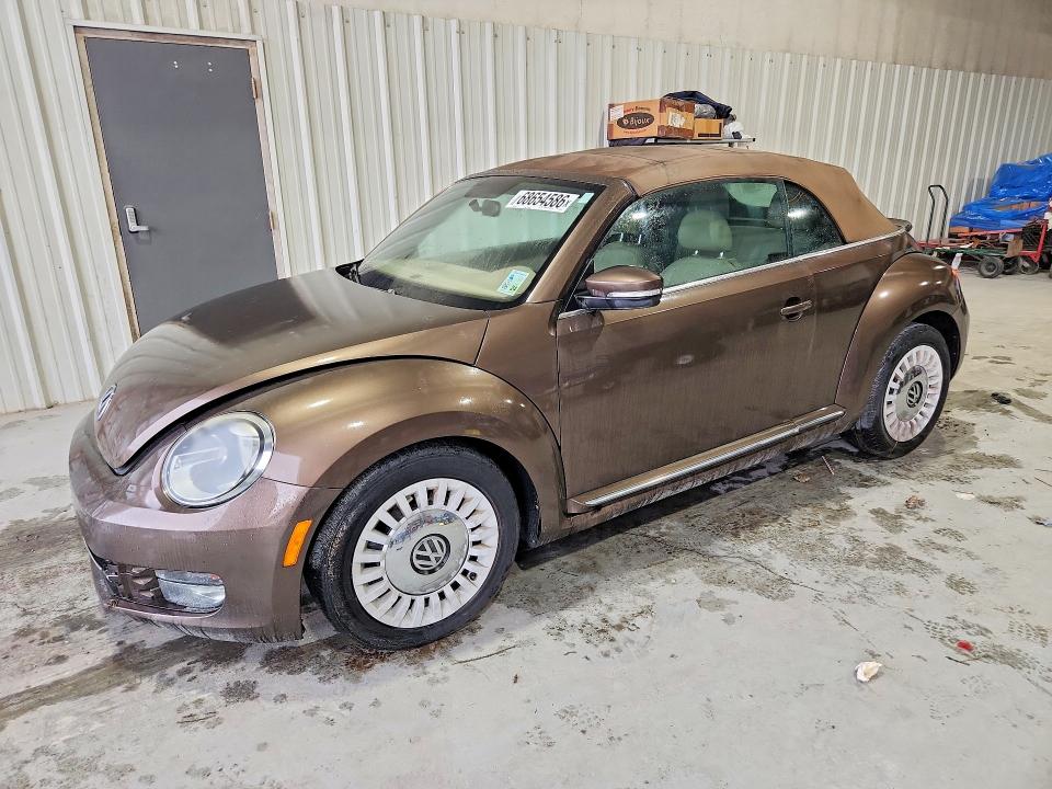 68654586 :رقم المزاد ، 3VW507AT4EM821689 vin ، 2014 Volkswagen Beetle مزاد بيع