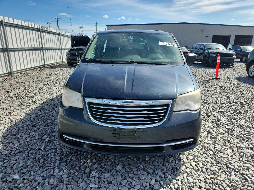 68194016 :رقم المزاد ، 2C4RC1BG2ER295789 vin ، 2014 Chrysler Town & Country مزاد بيع