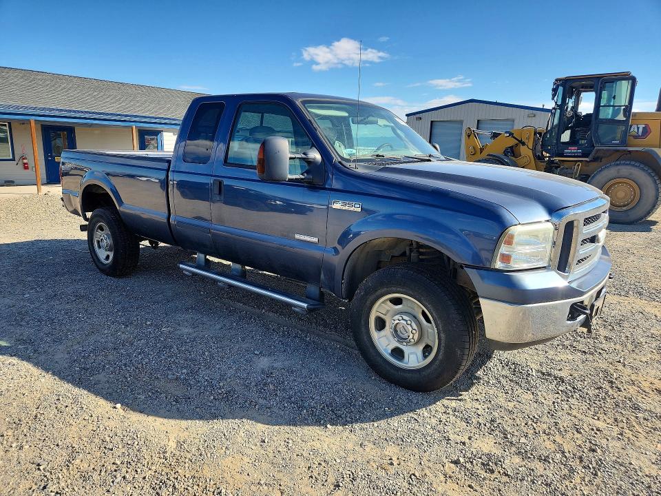 69697866 :رقم المزاد ، 1FTWX31P87EA76873 vin ، 2007 Ford F350 مزاد بيع