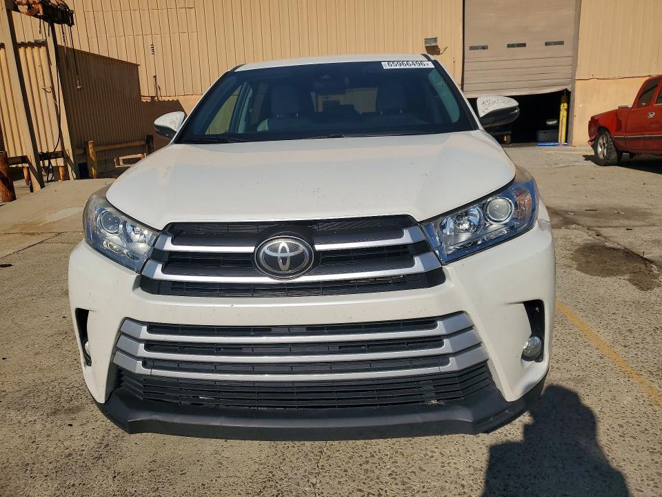 65966496 :رقم المزاد ، 5TDZZRFH7KS325324 vin ، 2019 Toyota Highlander مزاد بيع