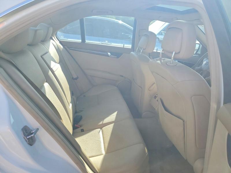 2008 Mercedes-benz C მანქანა იყიდება აუქციონზე, vin: WDDGF81X08F139972, აუქციონის ნომერი: 67400096