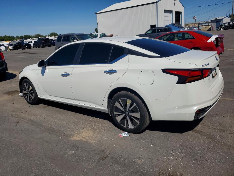 68410356 :رقم المزاد ، 1N4BL4DW0NN341968 vin ، 2022 Nissan Altima مزاد بيع