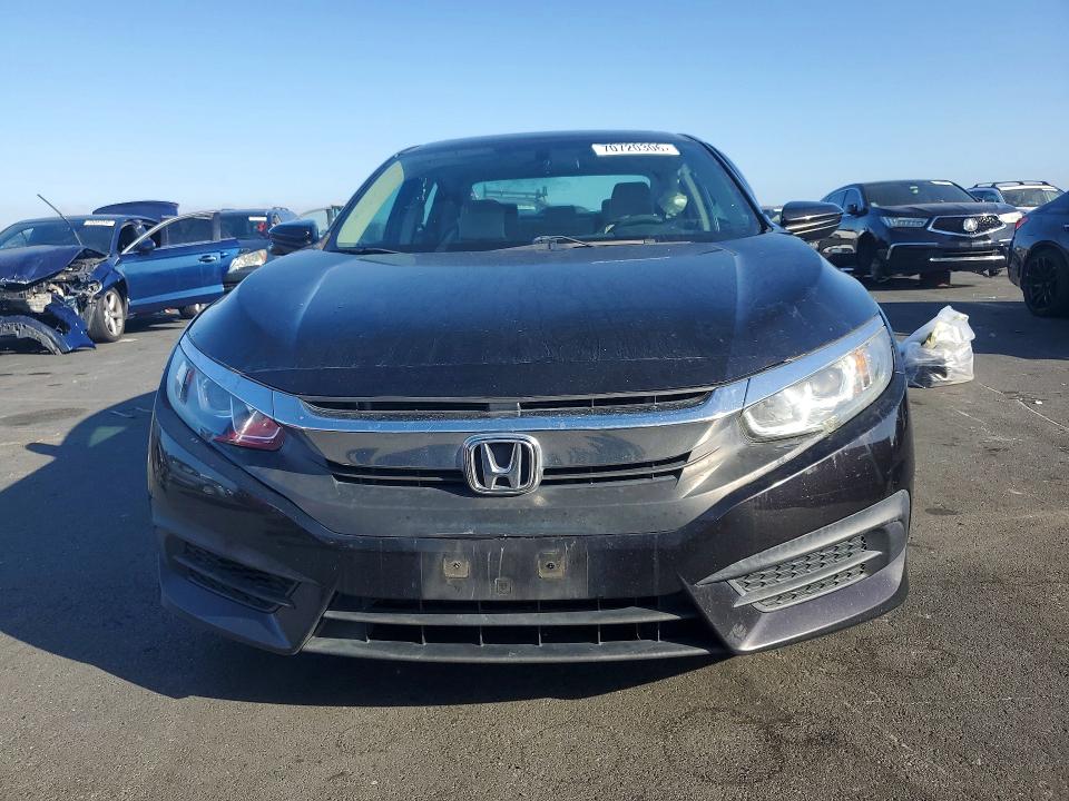Продажа на аукционе авто 2017 Honda Civic, vin: 19XFC2F7XHE227474, номер лота: 70720306