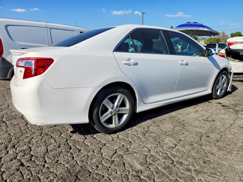 Aukcja sprzedaży 2013 Toyota Camry, vin: 4T1BF1FK1DU697078, numer aukcji: 68571396