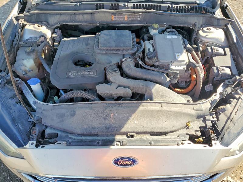 70124266 :رقم المزاد ، 3FA6P0LU2HR385177 vin ، 2017 Ford Fusion مزاد بيع