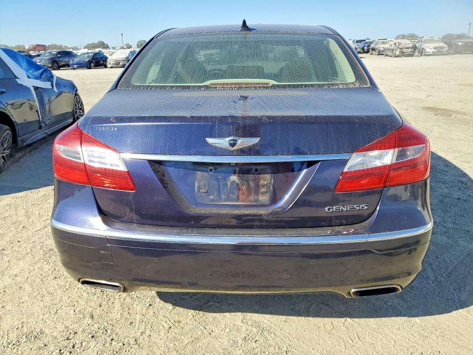 70805376 :رقم المزاد ، KMHGC4DD5CU203520 vin ، 2012 Hyundai Genesis مزاد بيع