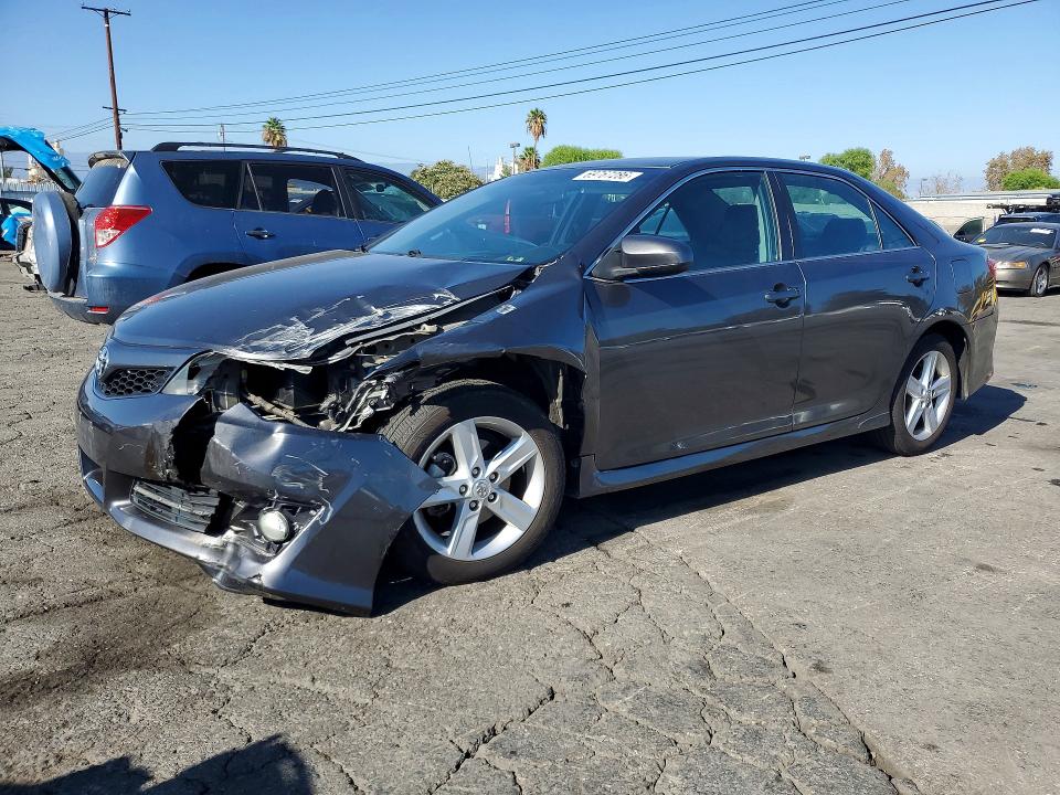 Продажа на аукционе авто 2013 Toyota Camry, vin: 4T1BF1FK7DU256572, номер лота: 69767286
