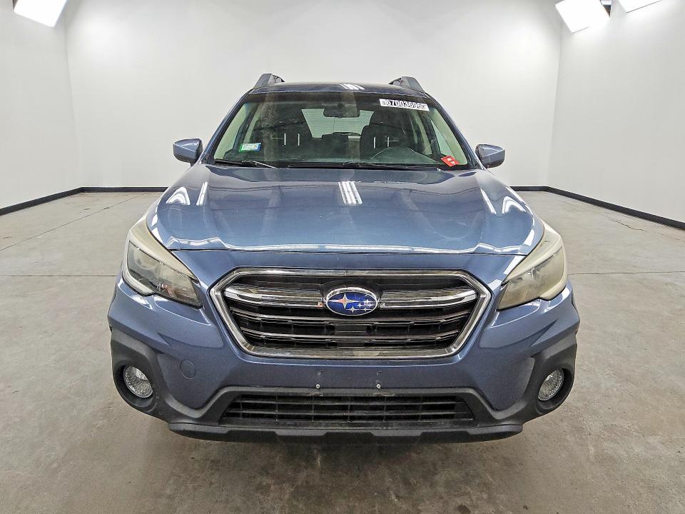67003696 :رقم المزاد ، 4S4BSACC8J3226796 vin ، 2018 Subaru Outback مزاد بيع