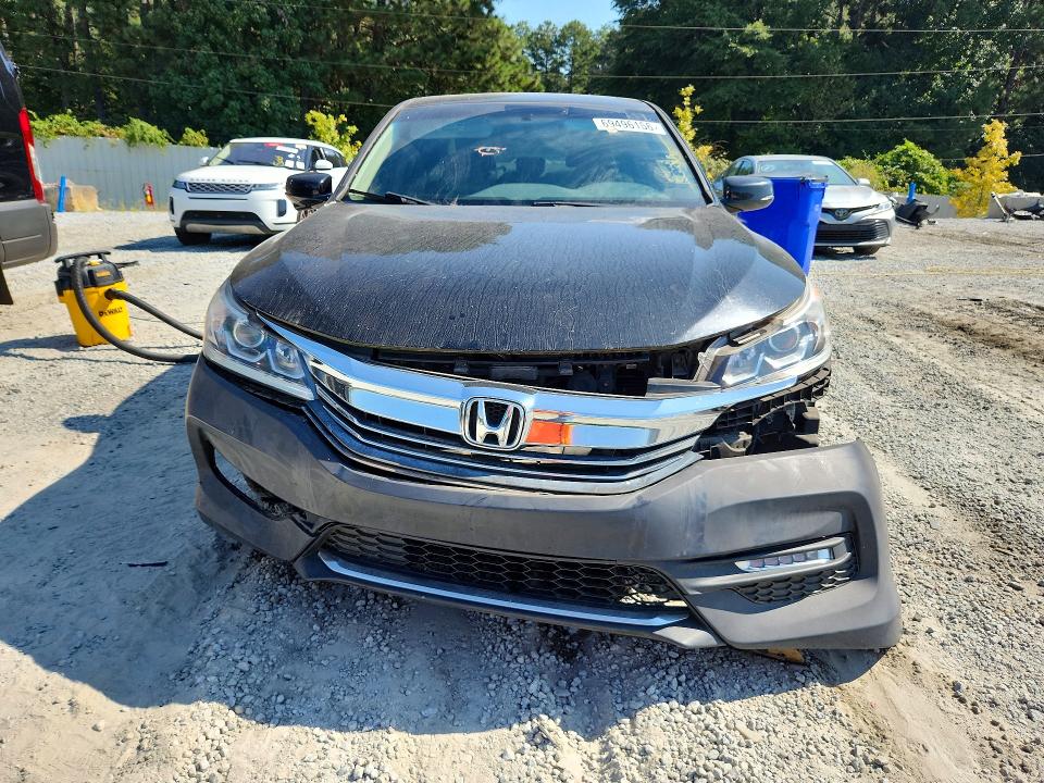 Aukcja sprzedaży 2017 Honda Accord, vin: 1HGCR3F85HA039725, numer aukcji: 69496156