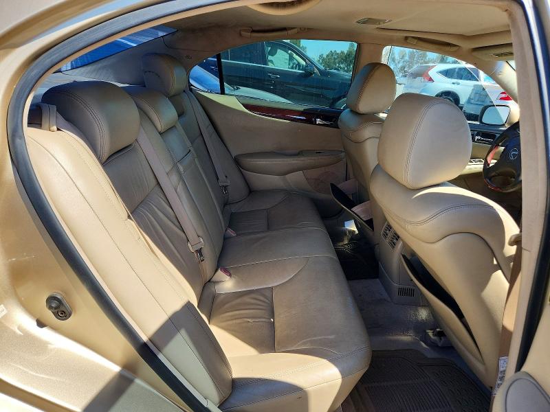 70298076 :رقم المزاد ، JTHBF30GX20057460 vin ، 2002 Lexus Es مزاد بيع