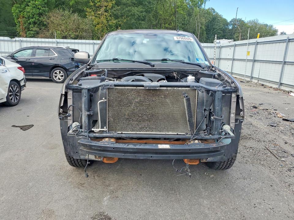 67966926 :رقم المزاد ، 1GNSCJE01ER186561 vin ، 2014 Chevrolet Suburban مزاد بيع
