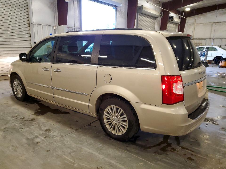 Продажа на аукционе авто 2015 Chrysler Town & Country, vin: 2C4RC1CG6FR743435, номер лота: 68981016