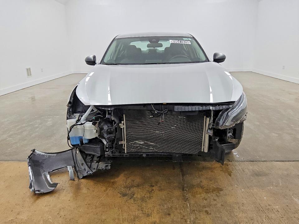2024 Nissan Altima მანქანა იყიდება აუქციონზე, vin: 1N4BL4DV2RN304126, აუქციონის ნომერი: 69641826