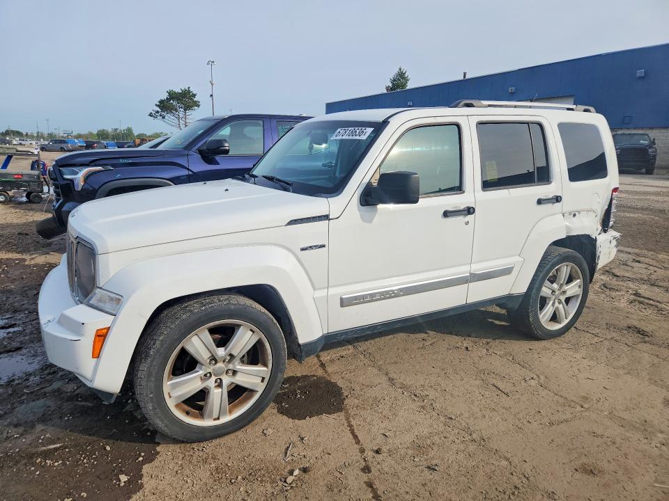 67818636 :رقم المزاد ، 1C4PJMFK5CW215063 vin ، 2012 Jeep Liberty مزاد بيع